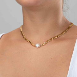 Steel Necklaces Steel Necklace - Pearl 15*10 mm - Link 43+7 - Gold Plated