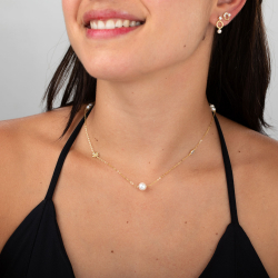 Halsketten Silber Zirkonia Halskette Material: 925 Sterling Silber Finish: Rhodiniertes Silber Länge: 45+5 cm Verschluss: Federring Kettenstärke: 1 mm Zirkonia: 5,75 mm