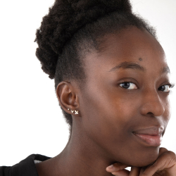 Pendiente Plata Mineral Pendientes Circonita - Pack de Tres  - Conejo,Corazón,Lazo,Círculo - Bañado Oro y Plata Rodiada